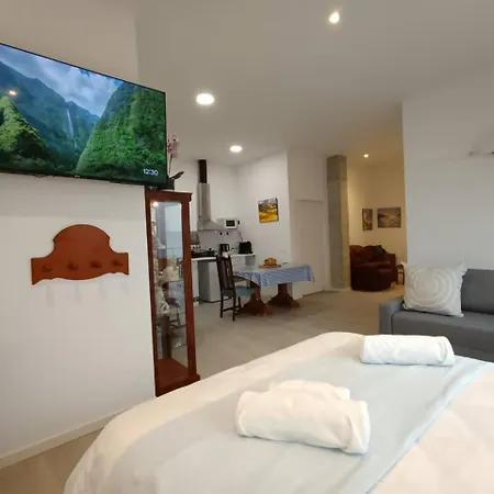 Onak 4 - 1cama Y Sofa Cama - Parking Gratis Apartmán